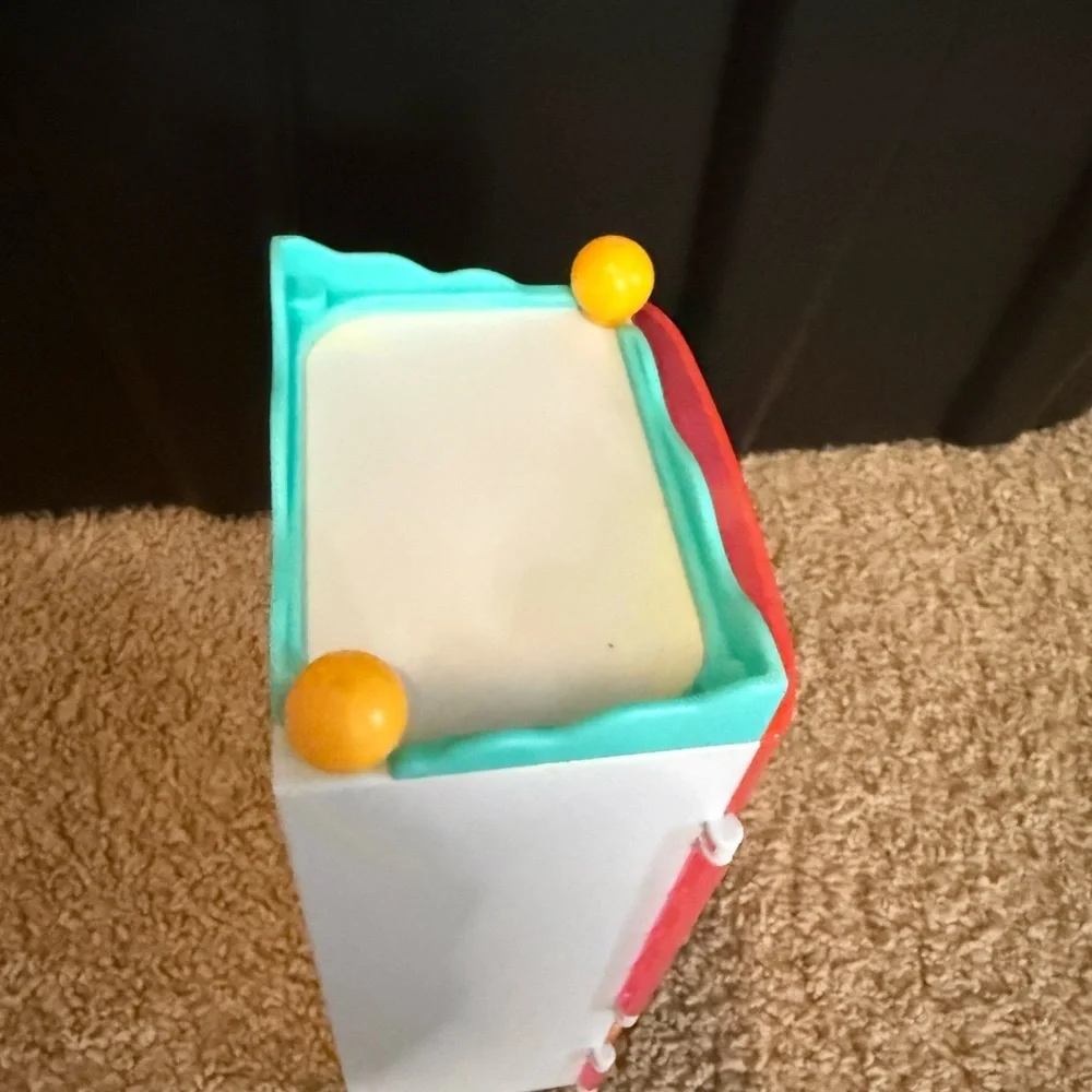 LOL Surprise toy refrigerator - Picture 5 of 6